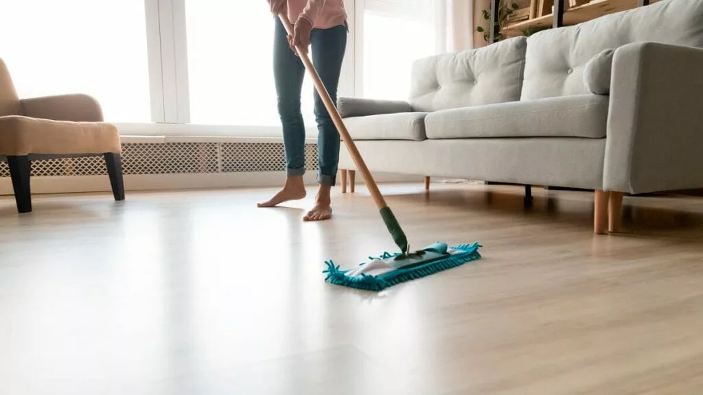 mantener y limpiar suelo de vinilo